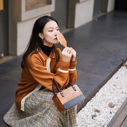 梵集定制原创独特设计单肩斜跨包新款百搭女包法式质感手提包