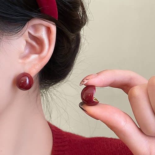 超级显白！酒红色圆球银针耳钉女复古气质高级感耳环时尚圆脸耳饰