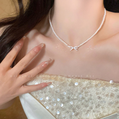 珍珠蝴蝶结锆石项链女款2026新款choker颈链小众轻奢高级感锁骨链