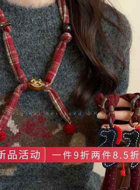 红色格子小马抽拉布艺项链女秋冬长款本命年氛围感毛衣链百搭配饰