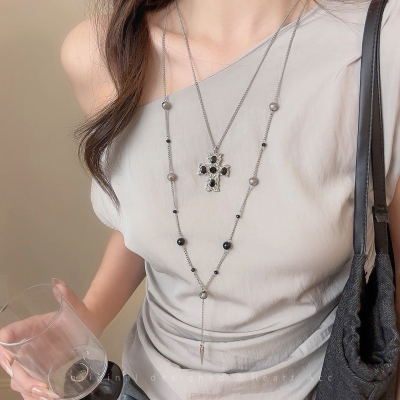 暗黑甜酷双层叠戴十字架项链女y2k辣妹风锁骨链小众个性长款配饰