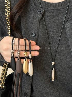 极简主义~水滴吊坠项链女2025新款高级感长款毛衣链小众百搭配饰