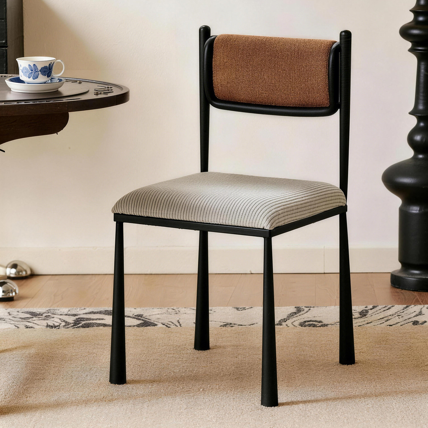 法式中古风餐椅布艺软包舒适靠背椅家用小户型餐厅餐桌专用新椅子