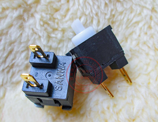 OBSF 原装 30青木按键按钮微动开关 68日本进口微动 游戏机配件SW