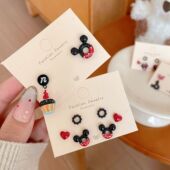 2024年卡通可爱新款 甜美创意女耳环 小老鼠动物耳钉女精致彩色个性