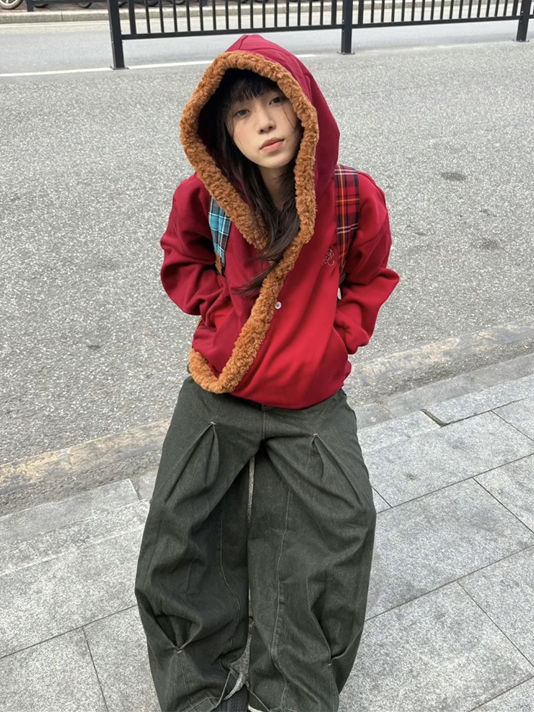 American-Style Street Red Sweatshirt for Women, New Autumn Design with Fur Collar, Couple's Jacket, Unique Design, Loose Top