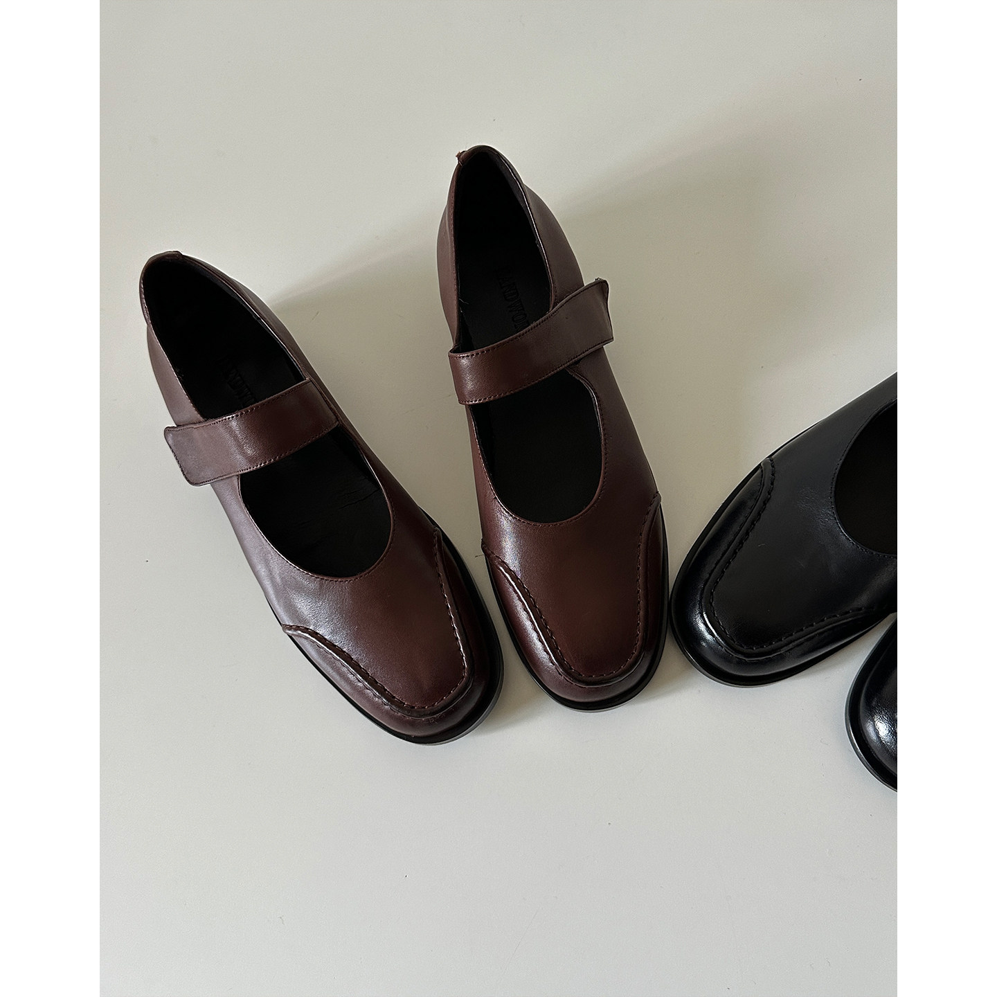 2026年新款拼接水洗牛皮圆头浅口魔术贴单鞋女上班通勤平底鞋舒适,女鞋,玛丽珍鞋,淘宝优惠券,粉丝福利购,淘宝优惠卷