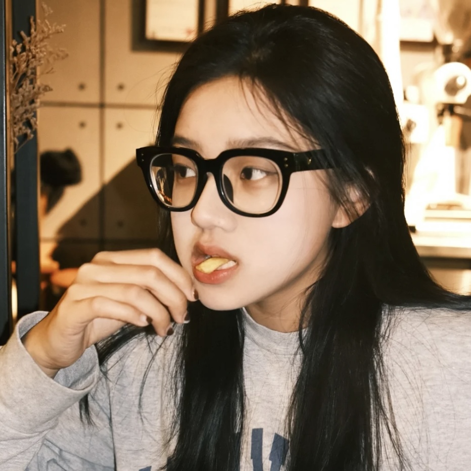 gm黑框眼镜近视可配度数女高级感眼镜框大脸素颜神器显瘦眼睛镜架