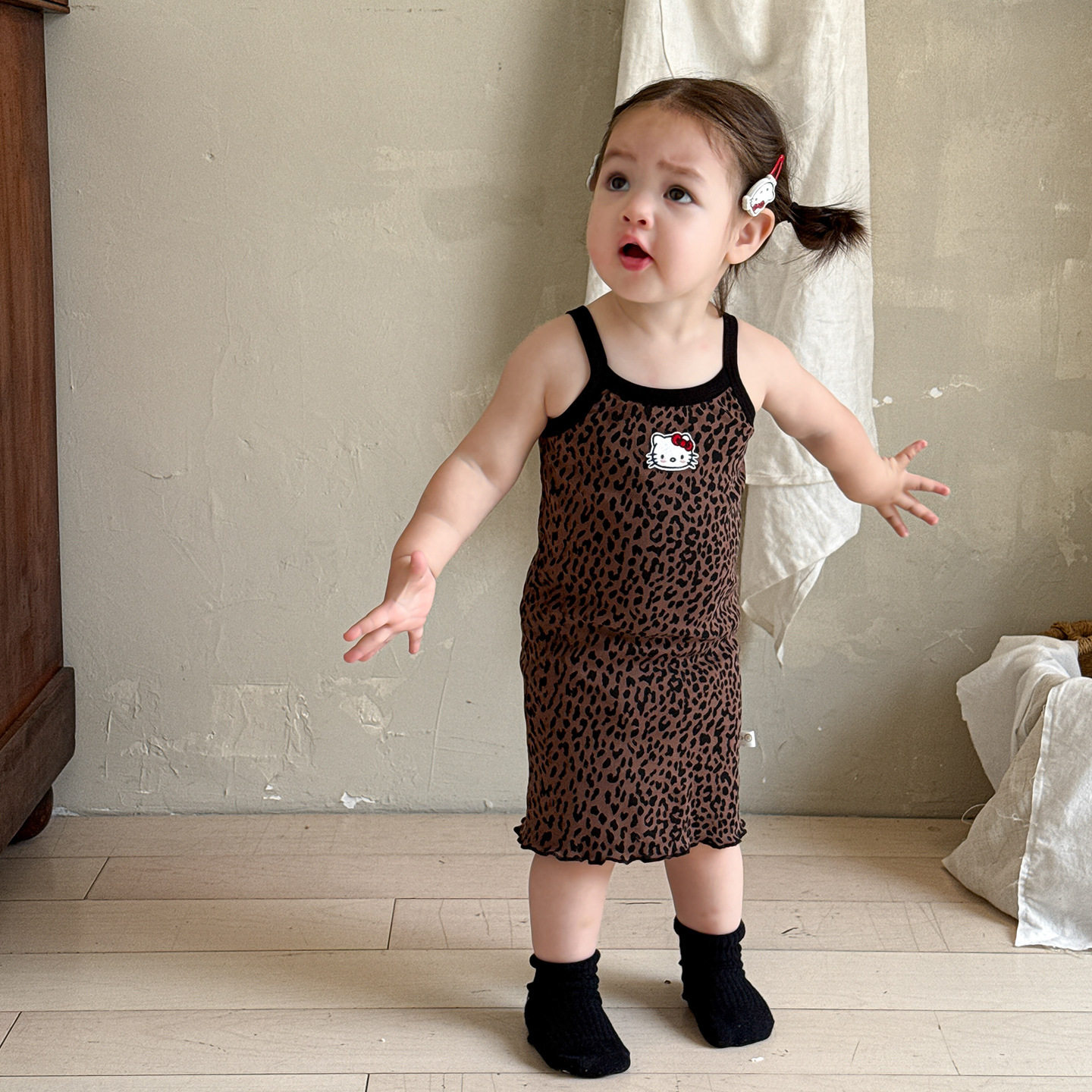 童装公主裙女童连衣裙2026夏薄款儿童豹纹背心裙婴儿宝宝裙子