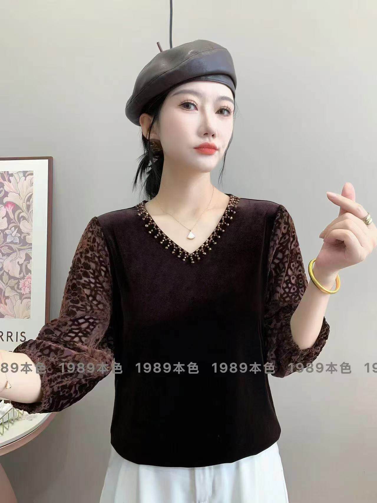 BS1989秋冬季款轻奢金丝绒V领八分袖时尚百搭打底短女衫