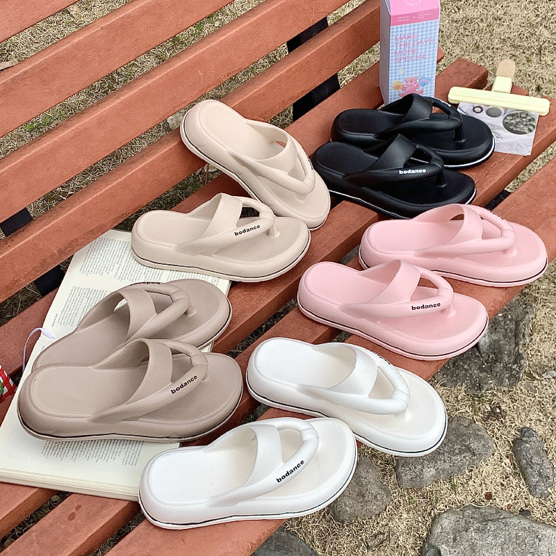 2025新款EVA人字拖女夏季外出居家旅行时尚沙滩夹脚厚底拖鞋女士