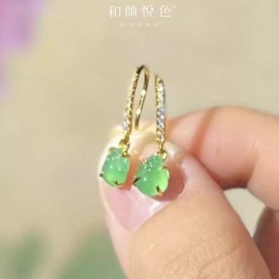 和颜悦色翡翠耳钉招财貔貅