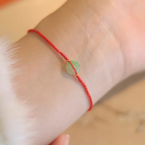 新中式淡雅本命年红绳天然珍宝