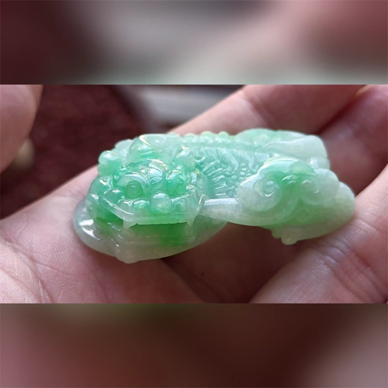 12605翡翠貔貅吊坠男女冰糯种高端玉石器霸王皮丘挂件天然A货