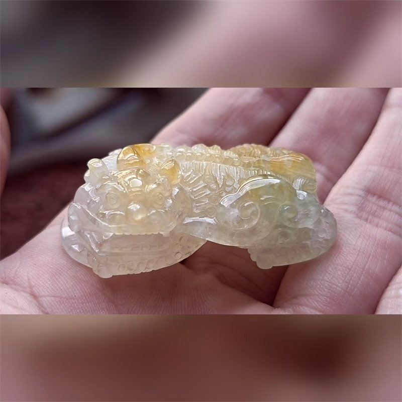 18649翡翠貔貅吊坠男女冰糯种高端玉石器霸王皮丘挂件天然A货