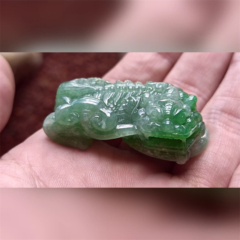 6624翡翠貔貅吊坠男女冰糯种高端玉石器霸王皮丘挂件天然A货