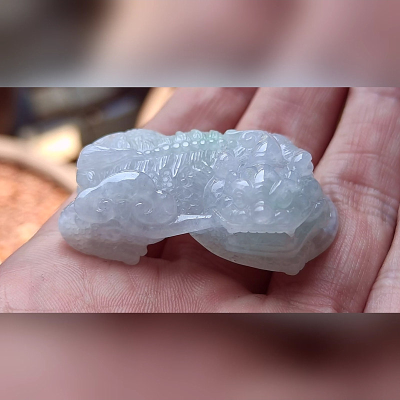 3701翡翠貔貅吊坠男女冰糯种高端玉石器霸王皮丘挂件天然A货招财