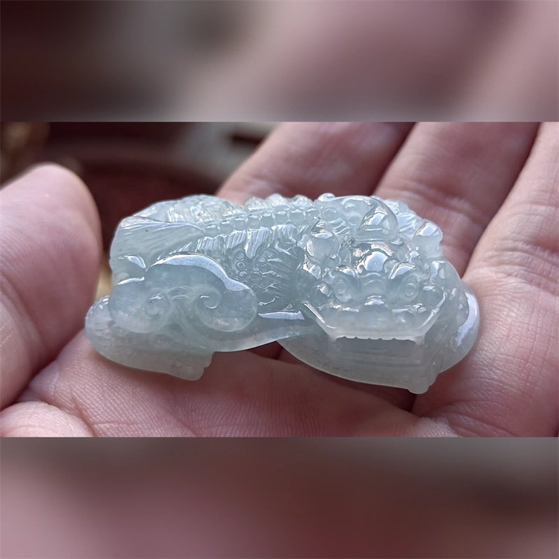 7636翡翠貔貅吊坠男女冰糯种高端玉石器霸王皮丘挂件天然A货