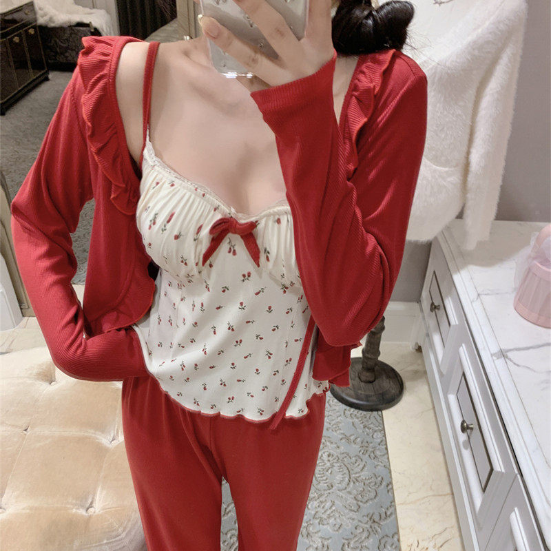 超好看睡衣女莫代尔带胸垫家居服