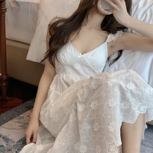 度假风小飞袖立体花中长款睡裙