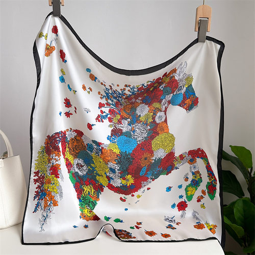 欧美花朵骏马轻奢围巾拼色丝巾仿真丝70cm头巾女士方巾披肩旅游巾