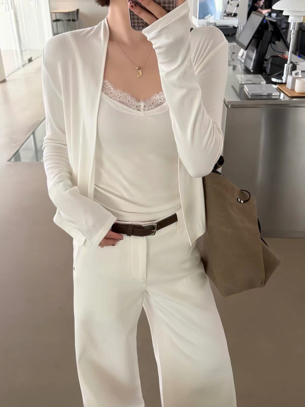 韩系温柔蕾丝吊带长袖开衫两件套女秋短款针织套装毛衣外套T8808