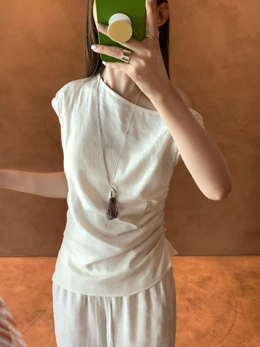 简约高级设计感斜肩t恤女2026夏季气质收腰轻薄亚麻衬衫背心C8227