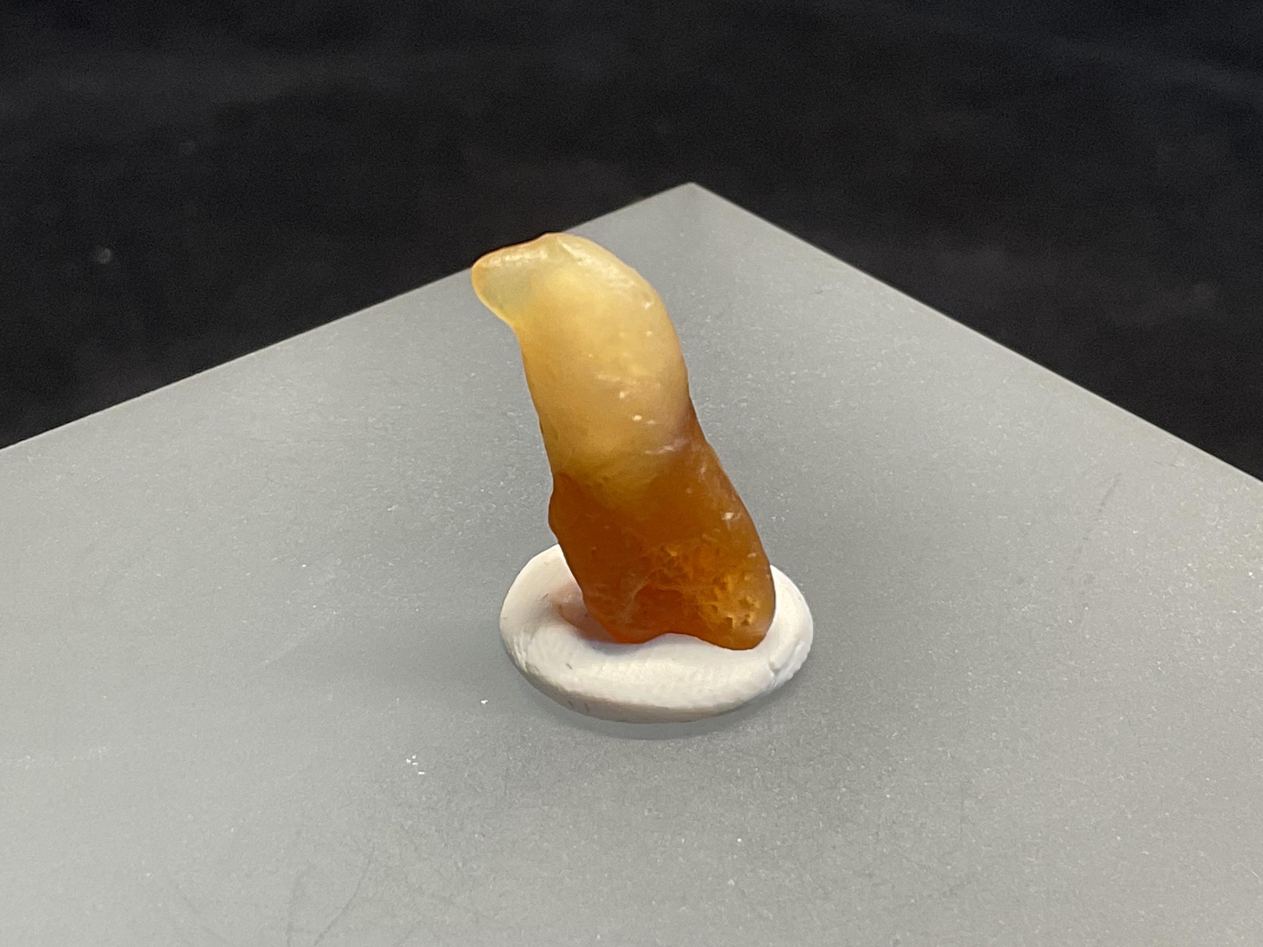 天然石象形小鸟，双色花眼玛瑙阿拉善天然原石奇石尺寸25*10*8mm