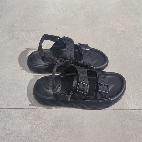 素拼夏季沙滩鞋青春流行设计凉鞋