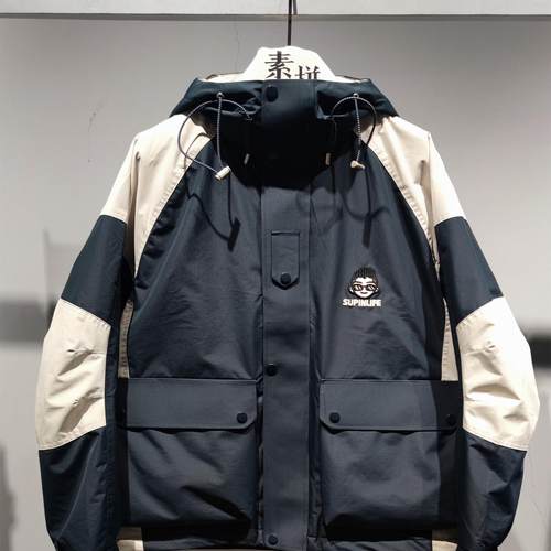 素拼青春流行连帽三防羽绒服