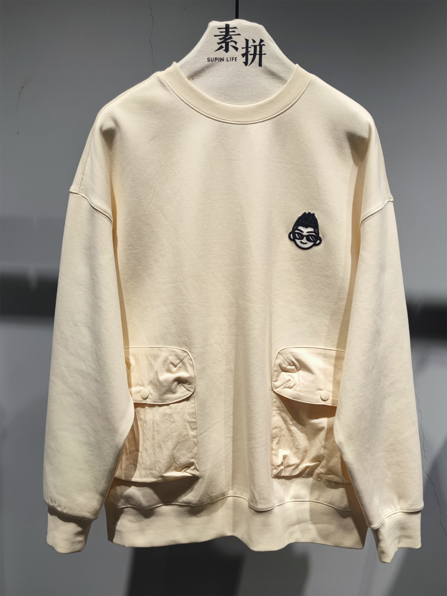 设计素拼青春流行套头