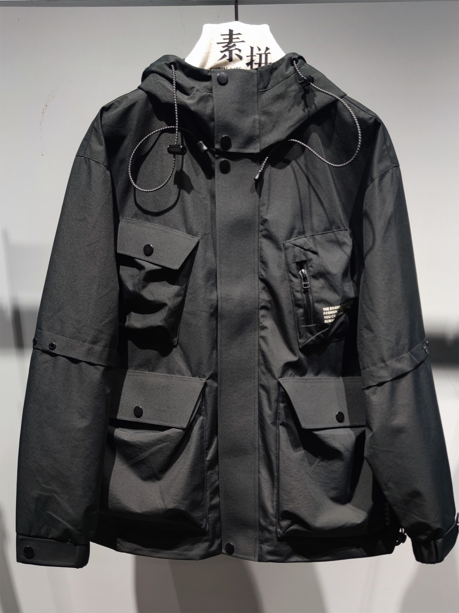 素拼男装春秋季新款冲锋衣潮牌连帽黑标科技防水痞帅夹克外衣