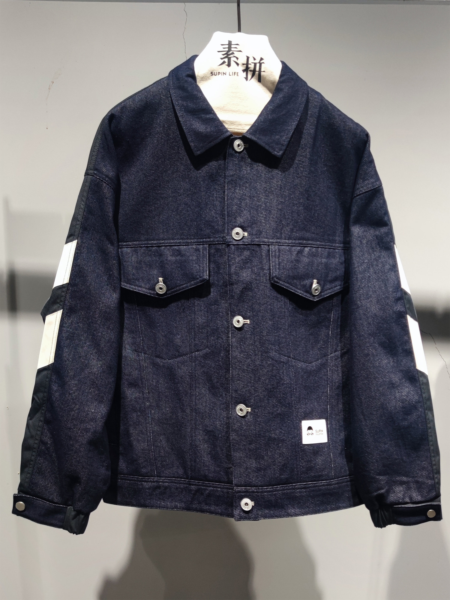 素拼男装2024春季新款拼接牛仔夹克高级设计宽松英伦风丹宁黑标