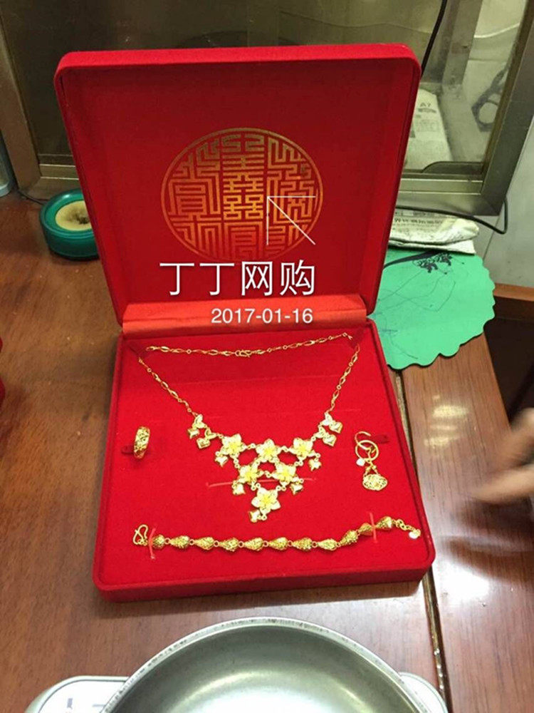 婚庆首饰盒包邮珠宝包装盒高档绒面黄金首饰盒红植绒婚庆首饰套