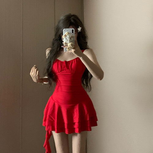 保守显瘦女连体裙式纯欲高级感