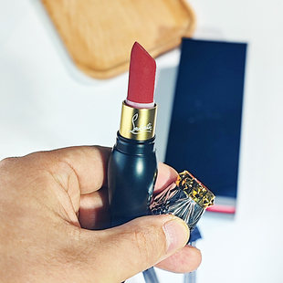 CL萝卜丁女王权杖口红001m# 不易脱色 黑管 情人节礼物 临期特价