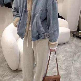 MQ麦琪复古立领羊羔毛牛仔外套女短款宽松显瘦皮毛一体夹克2025冬