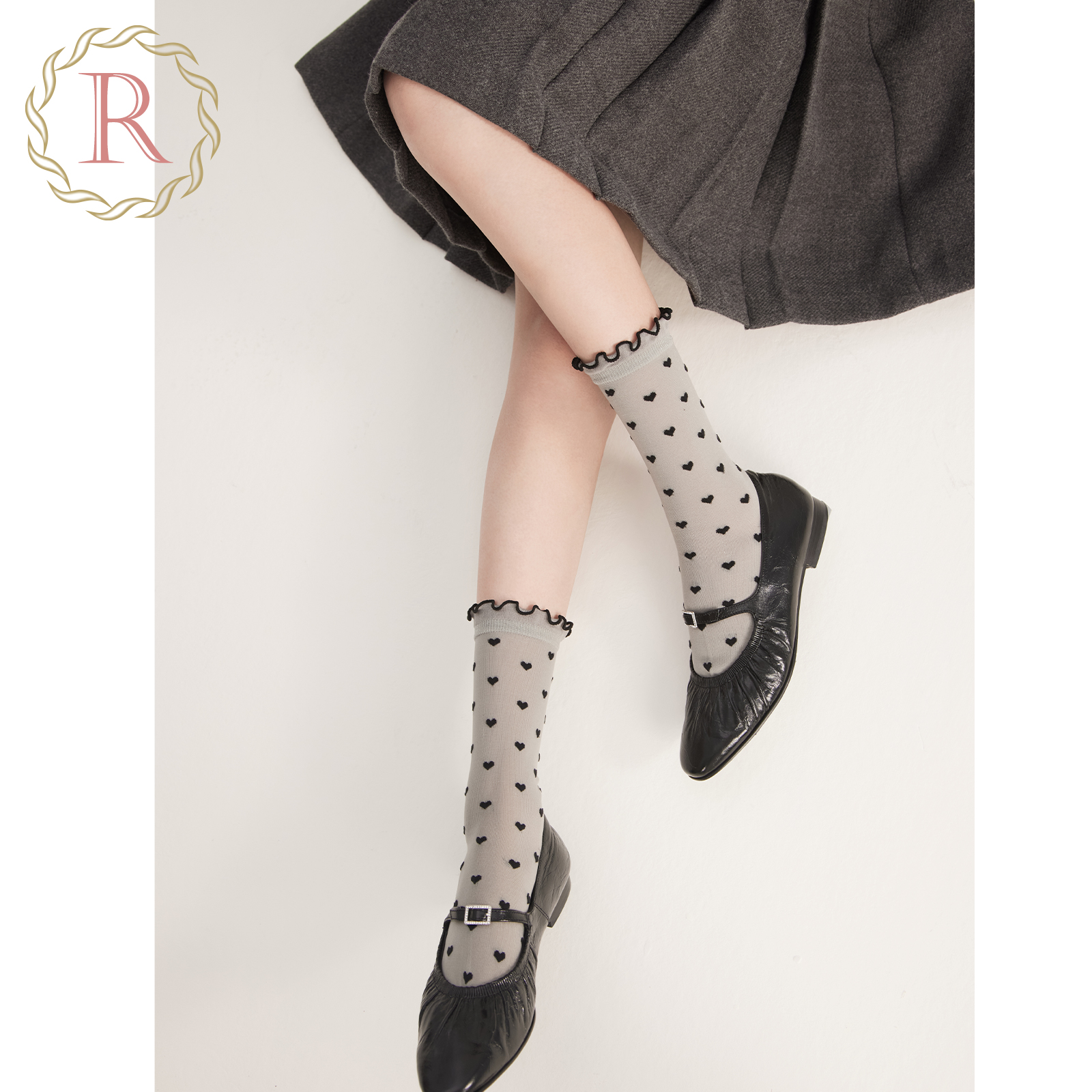 法式复古mini爱心提花微透中筒袜