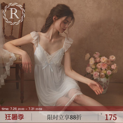 RoseTree薄纱飞袖V领吊带睡裙