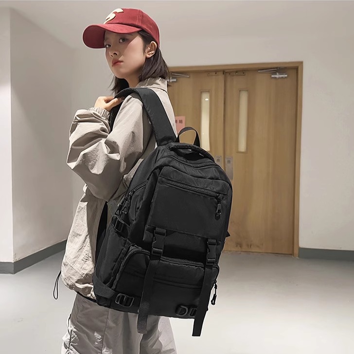 双肩包女旅游轻便高颜值大容量男生书包2025新款时尚百搭旅行背包
