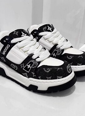 2025秋冬新款欧货时尚个性字母印花运动休闲鞋厚底增高百搭板鞋