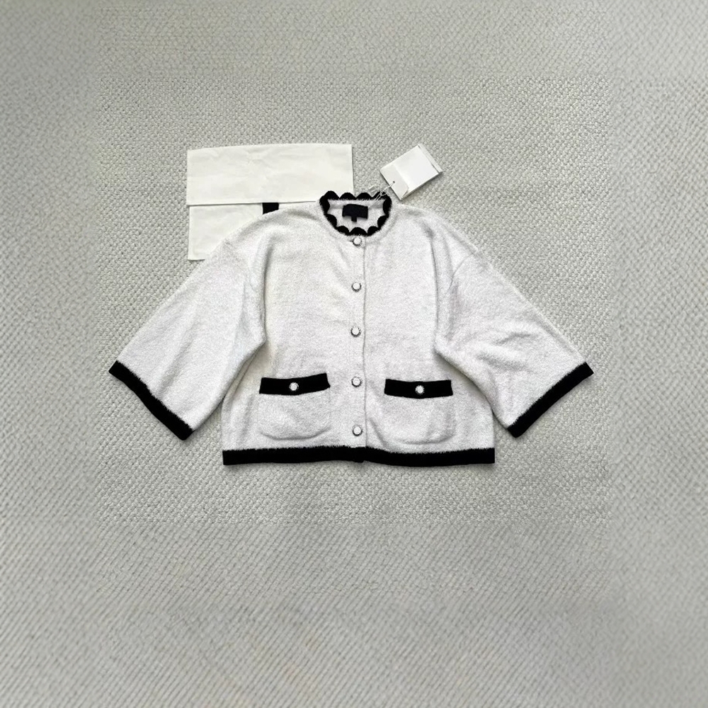 南油高定26C早春双C小香风撞色波浪领口针织开衫是吗优雅女上衣潮