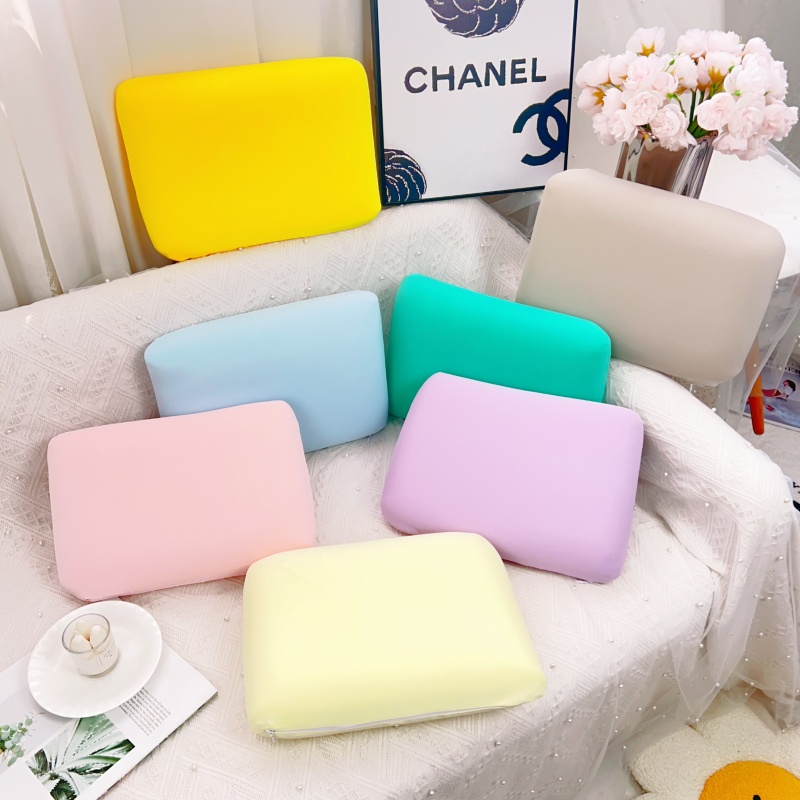 办公室午休神器冰丝午睡枕