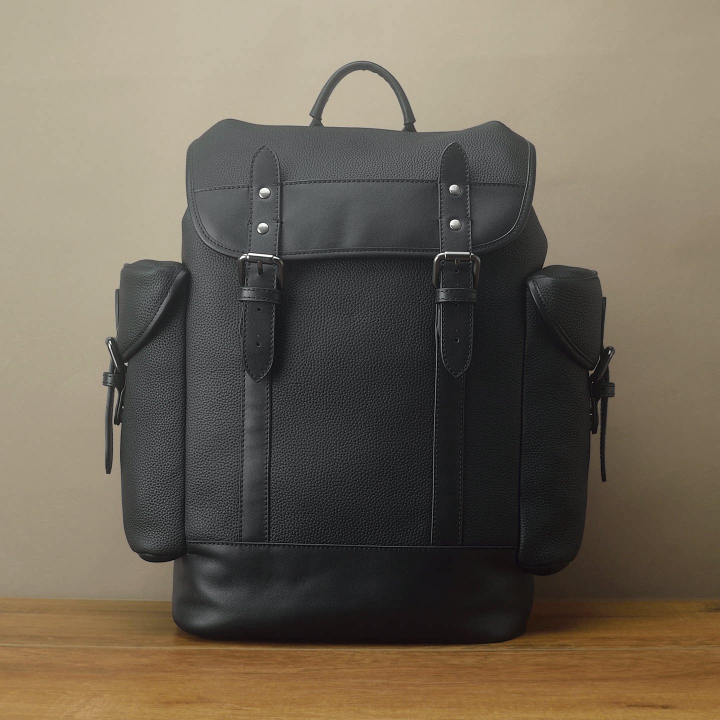 手工TOGO头层牛皮电脑背包设计师英伦小众轻奢男士大容量双肩男包