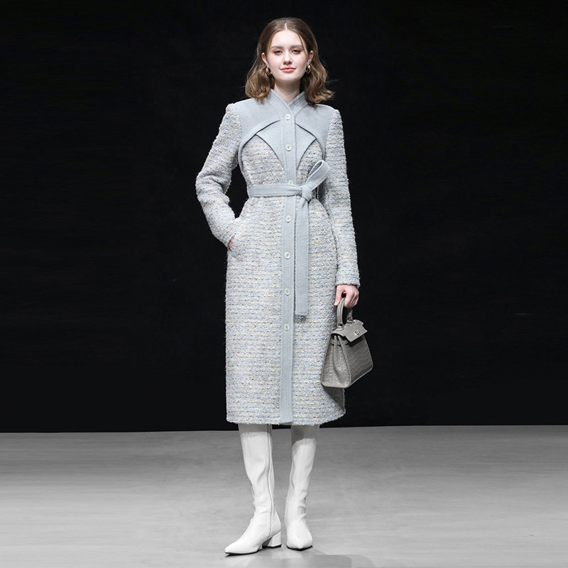 2026年冬季新款小香气质撞色拼接宽松版长款粗花呢大衣外套女