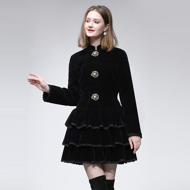 2025冬季新款时尚复古玫瑰刺绣收腰多层荷叶边千金风羽绒服外套女