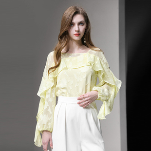 2026春季新款时尚百搭一字肩荷叶边灯笼袖上衣气质提花衬衣女装