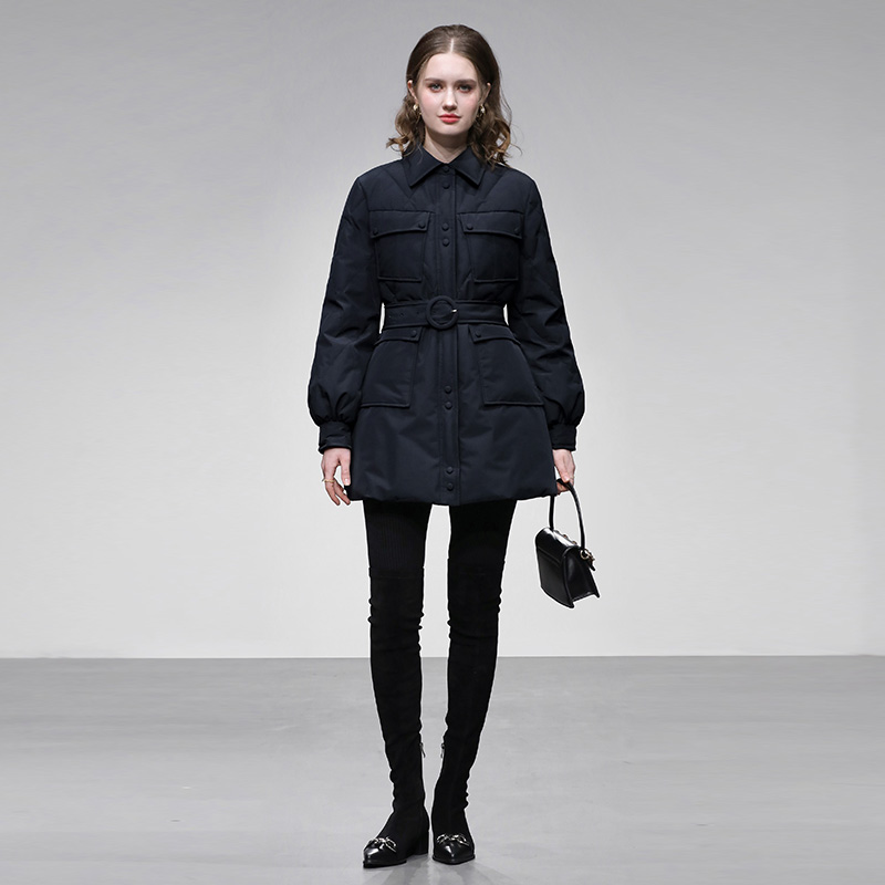 2025冬季新款时尚风衣式休闲气质翻领贴袋设计收腰短款羽绒服外套