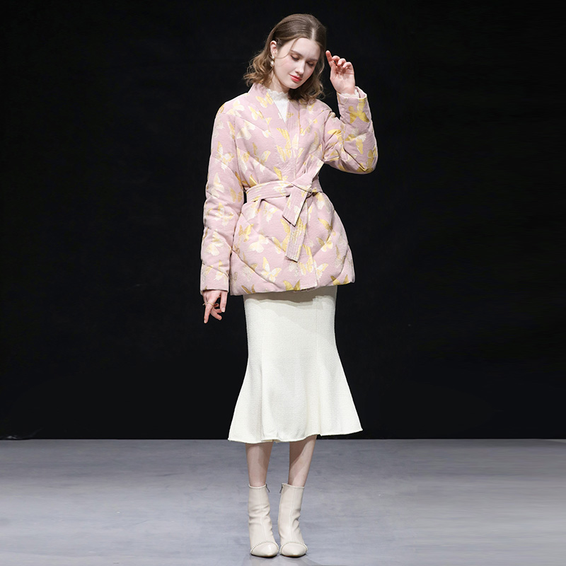 2025年冬季新款时尚气质立领长袖短款撞色丝绒提花羽绒服外套
