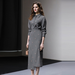 2025秋季新款女装时尚OL新款翻领绣花衬衫高腰不对称搭片半裙套装